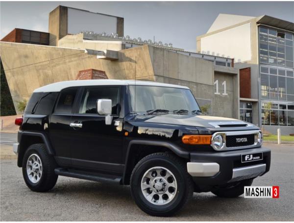  تویوتا-اف-جی-کروزر-FJ-CRUISER